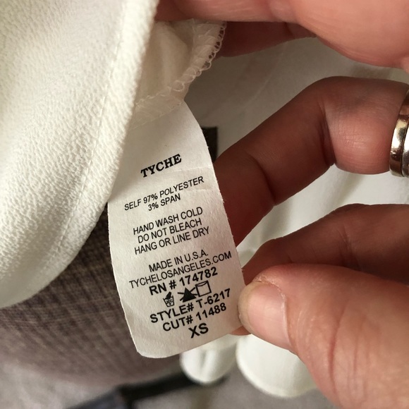 White Vici v-neck Ruffled Sleeve Top - Picture 6 of 8